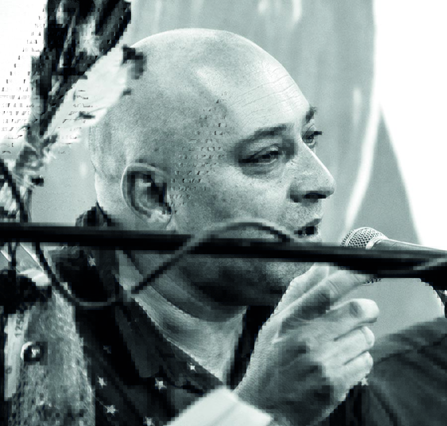 Víctor M. Díez